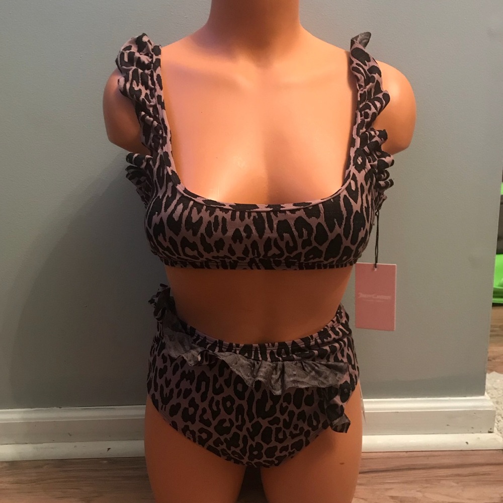 NEWLY REDUCED🥰 Juicy Couture bralette bikini swimsuit ruffle arm